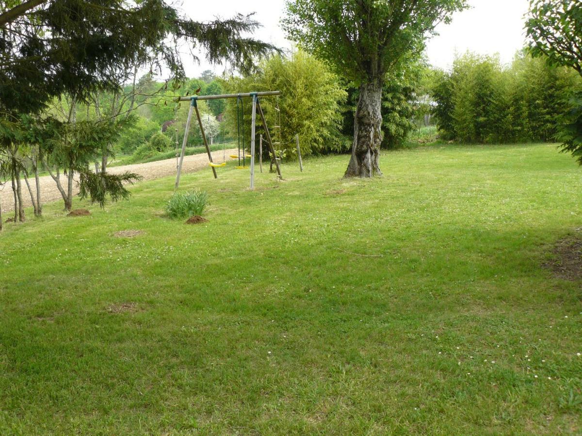 Gite Rural Charentais Les Essards  Экстерьер фото